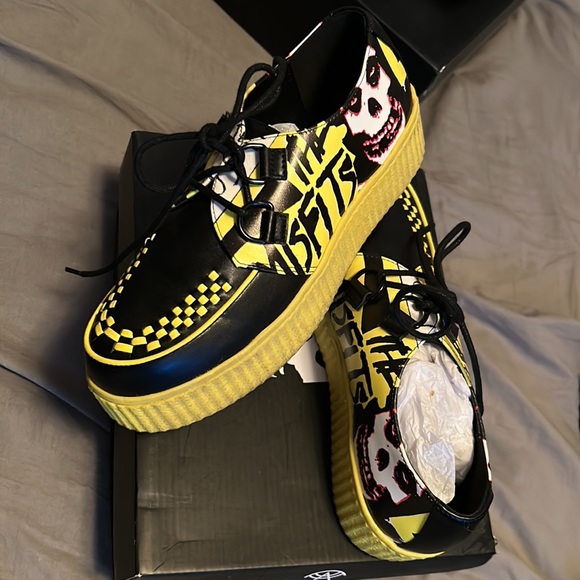 MISFIT CREEPERS worn once preferably Vegas/hendo area only will deliver - Picture 1 of 4